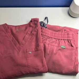 Pink mediclo scrub set; joggers and 1 pocket shirt. Size large
